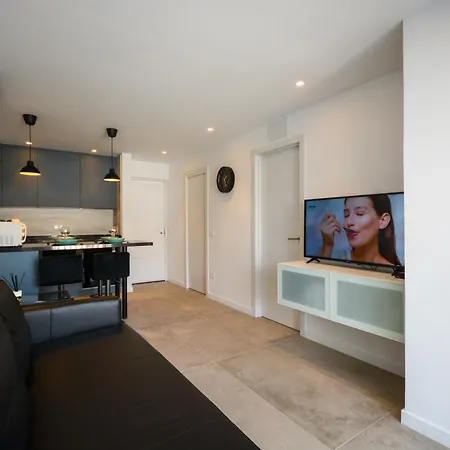 Bc 2 Apartment