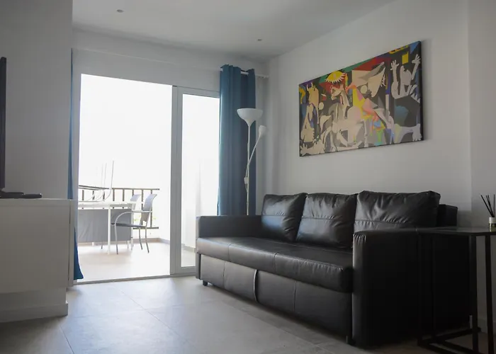 Bc 2 Apartment *